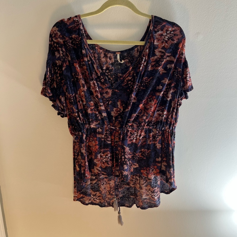 NWOT Free People top with flutter sleeves